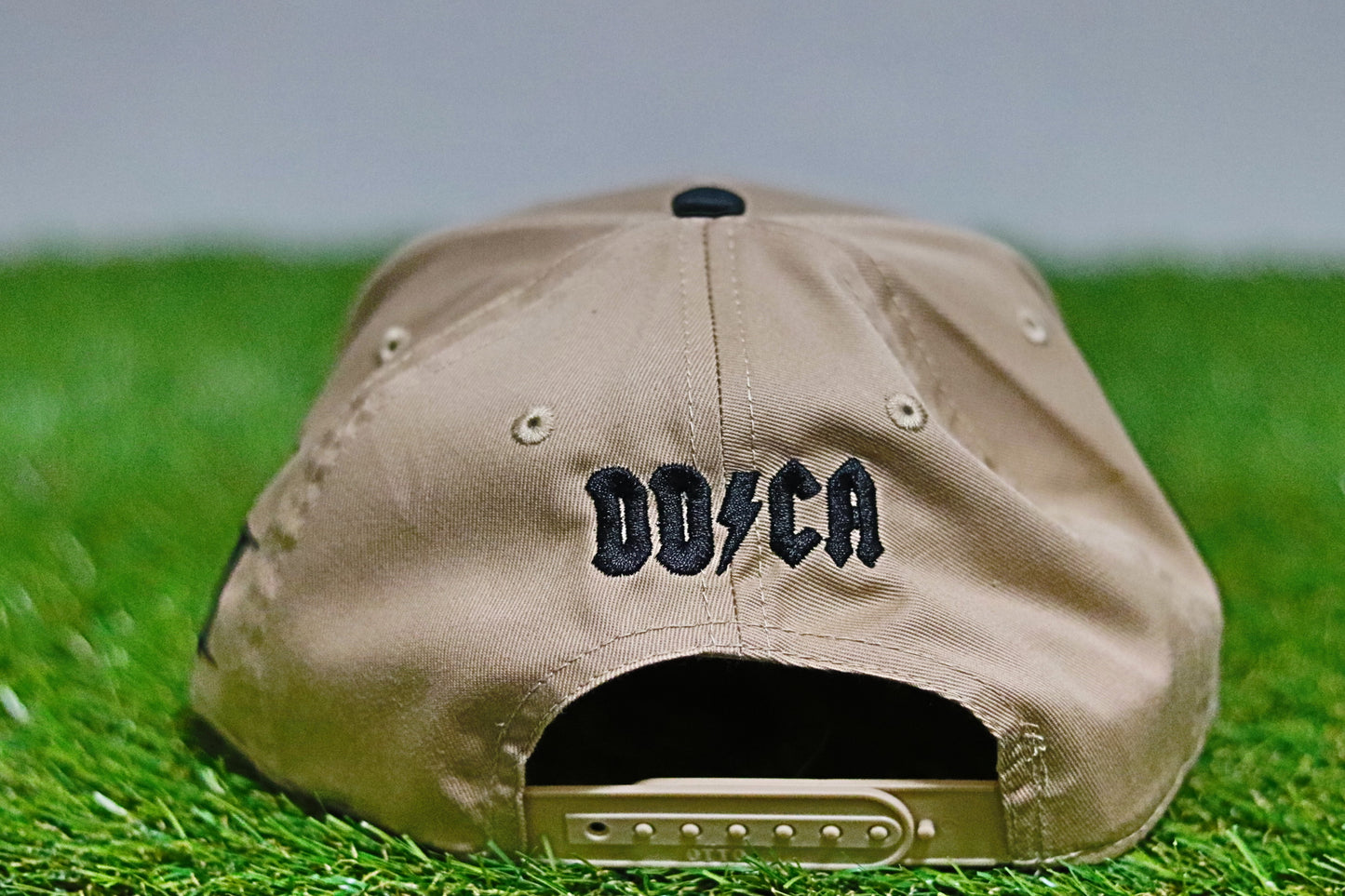 (Khaki) Classic Cursive